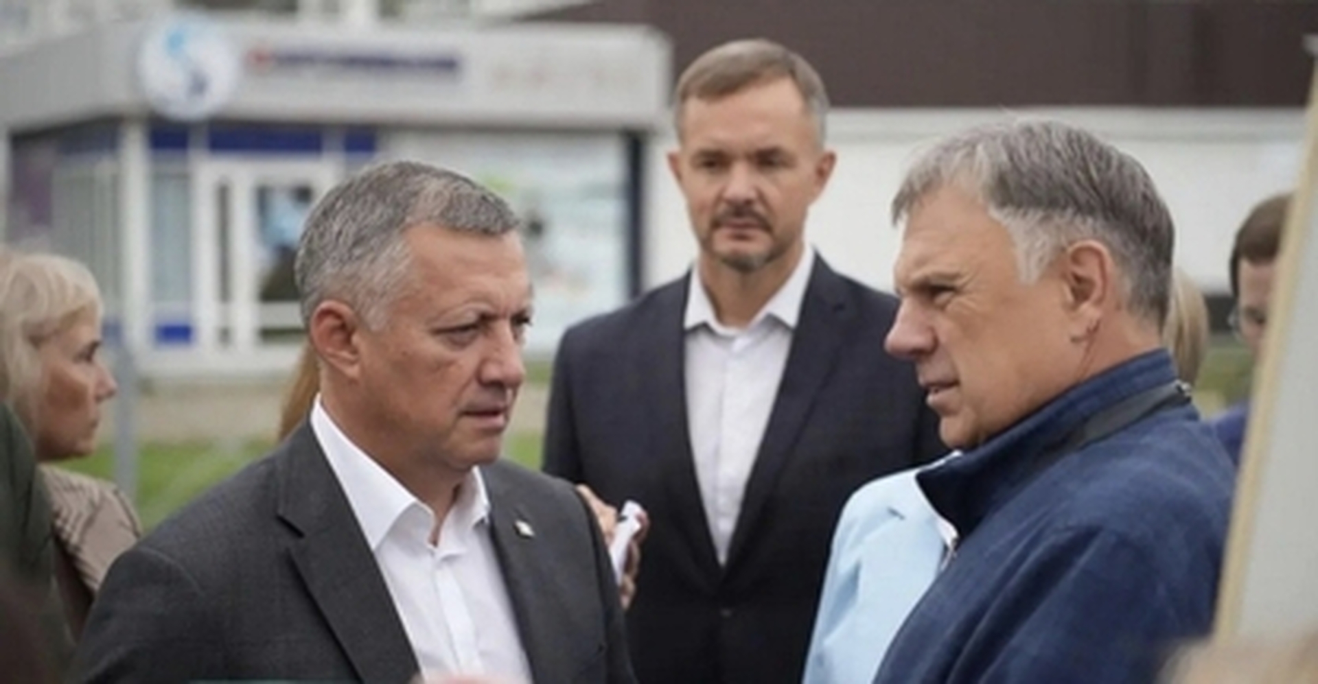 Игорь Кобзев проинспектировал строительство ФОКа и водовода в Мегете