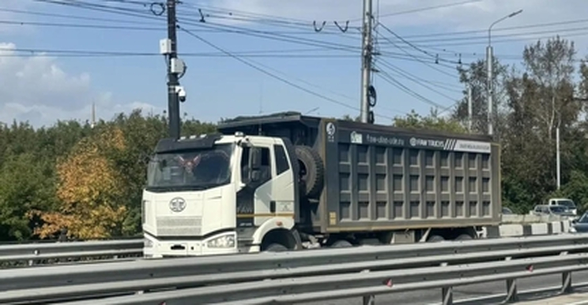 В Приангарье тестируют компактные комплексы весового контроля «Грузовой патруль»