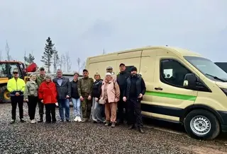 Ещё два автомобиля с оборудованием отправили в зону СВО из Братска