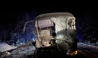 В пользу пассажирки автобуса «Братск-Тулун», пострадавшей в ДТП в Братском районе, с виновника взыскали 100 000 рублей