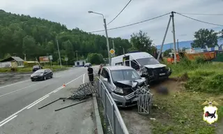 В аварии с участием скорой помощи погиб мужчина в Слюдянском районе 