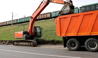 Братская ГЭС энергохолдинга Эн+ приступила к ремонту дороги и обновлению асфальта на своей территории