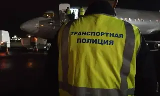 Таксистка в Иркутске пыталась присвоить забытый пассажиром дорогой смартфон