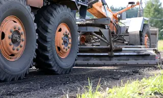 Дорожные работы ведутся в 27-м микрорайоне Братска 