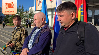 Братск продолжает поддерживать СВОих: еще трое мужчин отправились в зону спецоперации