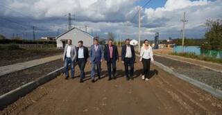 В Алзамае Нижнеудинского района ведутся работы по благоустройству привокзальной площади