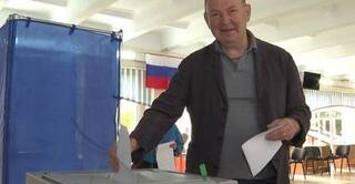 Юрий Козлов проголосовал на выборах депутатов Госдумы