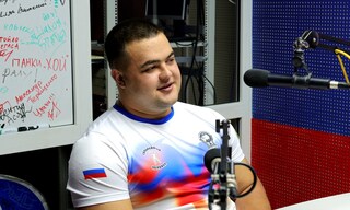 Стронгмен Роман Дружинин: о пути в большой спорт и турнире «Сильнейшая нация мира» 