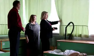 Депутат Думы Братска Лариса Павлова проверила замену окон в детском саду № 117