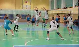 Волейбольная команда БрАЗа впервые участвует в чемпионате Иркутской области среди мужских команд